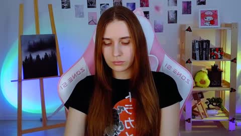 Snapshot of alicecharmy chatting on January 11, 2:15 pm alicecharmy online show from January 11, 2:15 pm