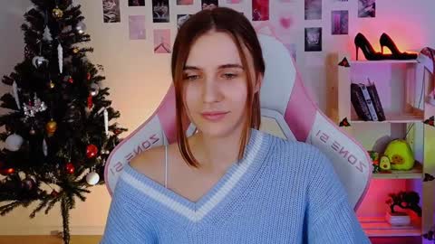 Snapshot of alicecharmy chatting on December 19, 3:08 pm alicecharmy online show from December 19, 3:08 pm