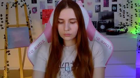 Snapshot of alicecharmy chatting on February 14, 3:05 pm alicecharmy online show from February 14, 3:05 pm