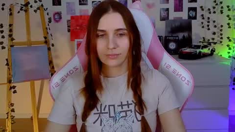 Snapshot of alicecharmy chatting on February 14, 6:08 pm alicecharmy online show from February 14, 6:08 pm
