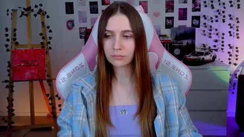Snapshot of alicecharmy chatting on September 18, 12:53 pm alicecharmy online show from September 18, 12:53 pm