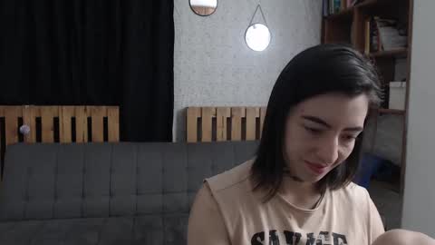 alicee_logan_ online show from February 23, 1:46 am