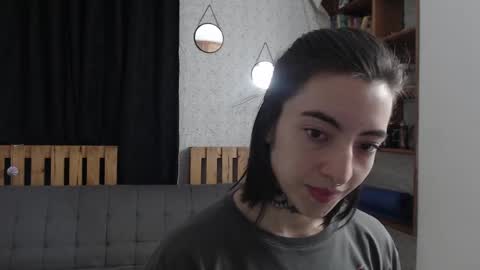 alicee_logan_ online show from February 13, 1:50 am