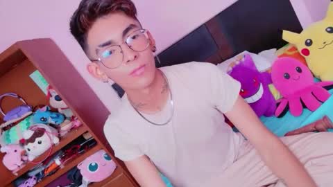 alicee_randyy online show from May 17, 7:56 pm