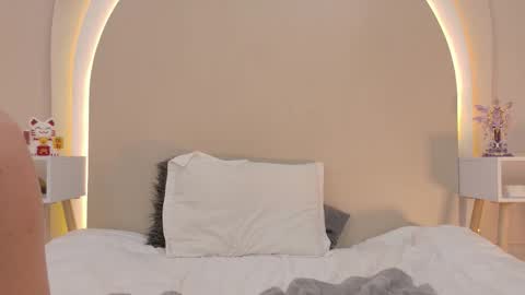 alice online show from March 11, 7:06 pm