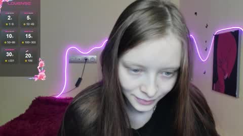 Alie online show from October 29, 5:09 am