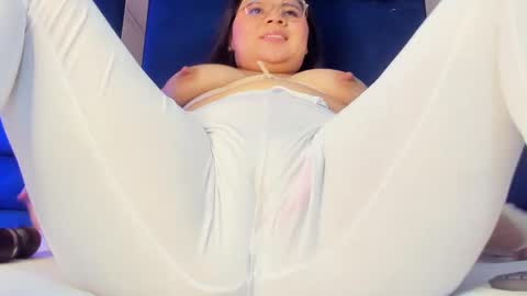 alicehott_05 online show from February 26, 4:38 am