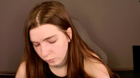 Alice online show from December 4, 5:18 am