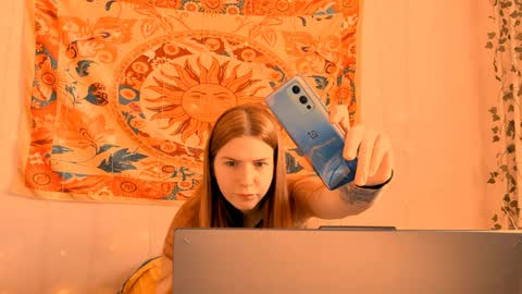 Alice online show from April 8, 5:10 am