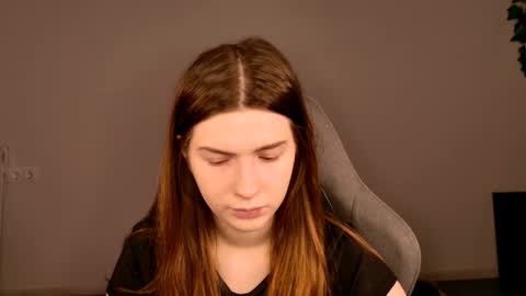 Alice online show from November 28, 5:37 am