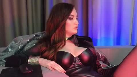 alicejameson online show from March 7, 9:15 pm