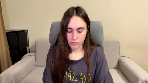 alicekollt online show from April 13, 8:46 pm