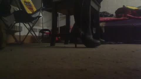 aliceleemcgee online show from January 1, 1:15 am