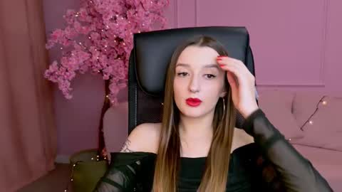 Alice online show from September 19, 1:15 pm