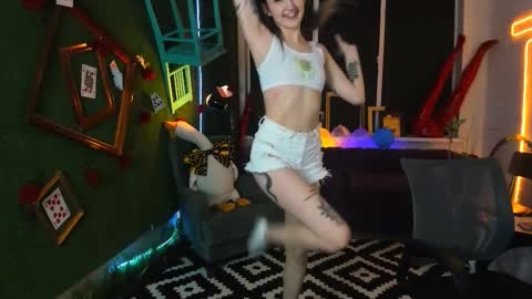 Alice online show from October 15, 8:09 pm
