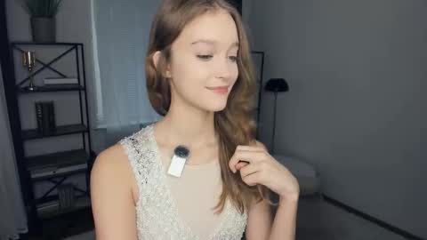 Serena online show from December 1, 8:01 am