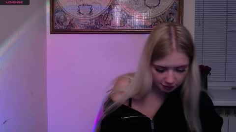 Alice online show from November 4, 8:04 am