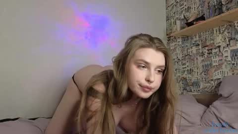 Alice online show from December 1, 6:06 pm