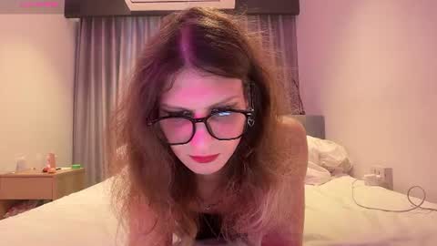 AlicePinkhead online show from June 15, 9:23 am