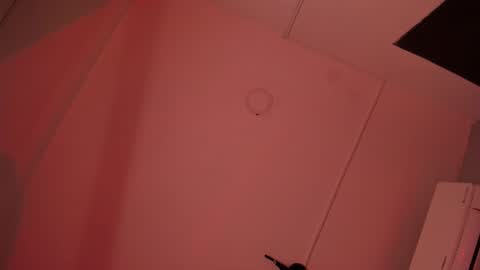 Snapshot of alicepoixxxon chatting on October 2, 11:03 pm ALICE online show from October 2, 11:03 pm