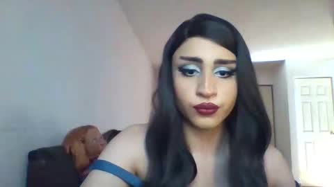 alicesparkle13 online show from May 19, 8:38 pm