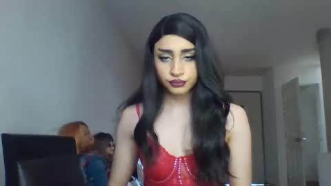 alicesparkle13 online show from May 4, 7:20 pm