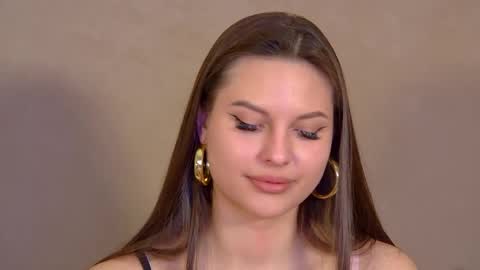 aliceversal online show from April 14, 5:44 am