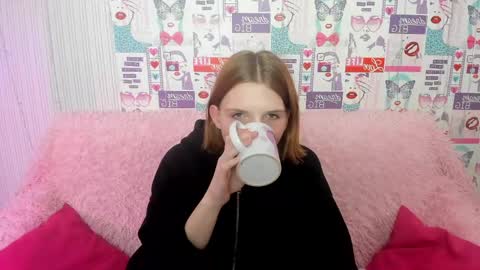 Alice  Princess  online show from April 15, 3:10 am