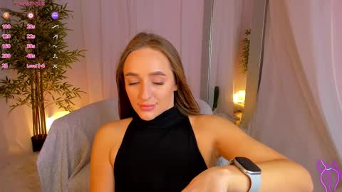 Snapshot of alicia_edwards chatting on September 23, 1:54 am Mia online show from September 23, 1:54 am