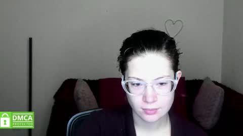 Alicia online show from October 18, 11:36 am