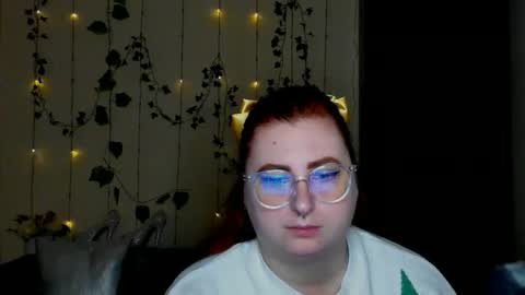 Alicia online show from March 16, 12:20 pm