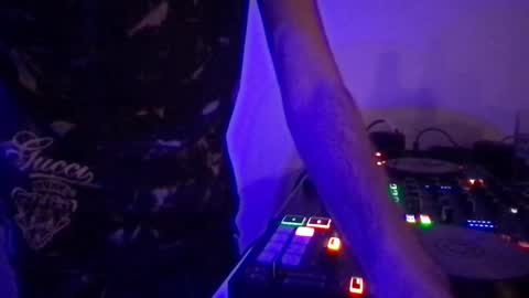 busco rockera online show from March 6, 6:48 pm