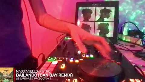 busco rockera online show from October 29, 8:53 pm