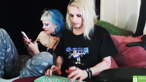 Alien Bella online show from December 8, 2:14 am