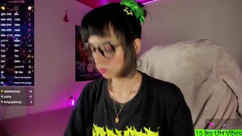 Snapshot of alien_universe chatting on September 9, 8:42 pm Aiko Independent Model online show from September 9, 8:42 pm