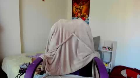 Snapshot of alien_universe chatting on September 20, 10:02 pm Aiko Independent Model online show from September 20, 10:02 pm