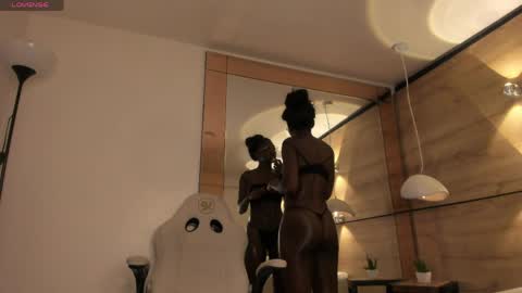  ALIKA BROWN  online show from April 1, 4:24 am