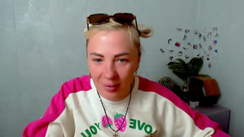 Alina online show from May 2, 4:29 am