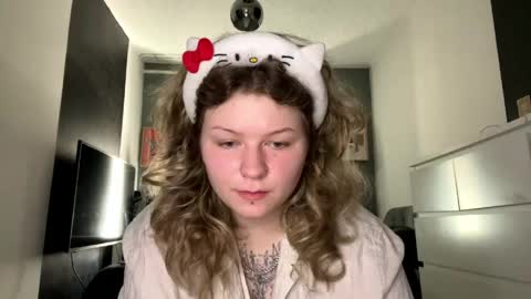 Alina online show from April 18, 10:39 am