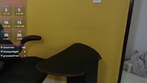 Alina  online show from April 10, 6:30 am