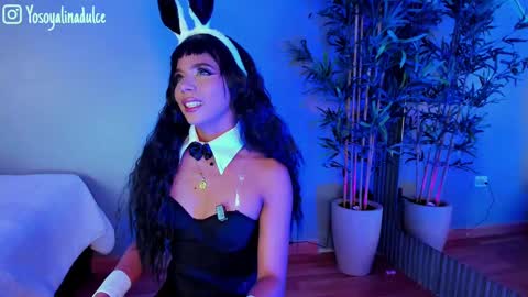    online show from September 25, 8:05 pm