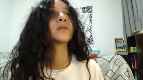 Snapshot of alinawoolf_ chatting on February 9, 4:14 am  Ali  online show from February 9, 4:14 am