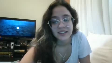 Aline online show from June 17, 8:36 pm