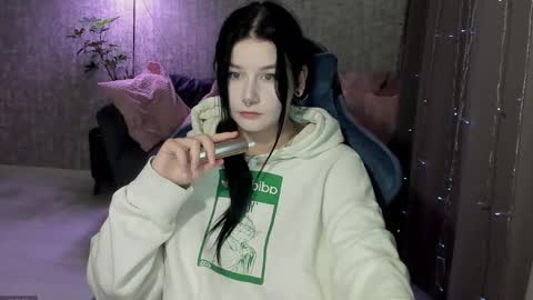 Aline Greeeen online show from September 12, 6:48 am