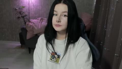 Aline Greeeen online show from September 18, 8:40 am