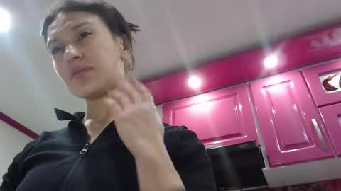 alipetite online show from October 6, 12:07 am