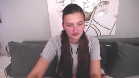 Snapshot of alisaperes chatting on September 22, 12:20 pm Alisa online show from September 22, 12:20 pm