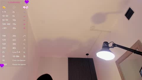 alis online show from October 15, 1:42 am