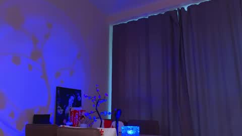 alise online show from May 9, 12:33 pm