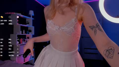 Alisha online show from January 31, 4:06 pm